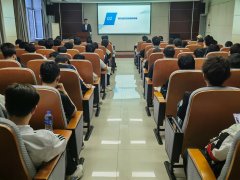 本次以及航空策动机成长概述”为从题